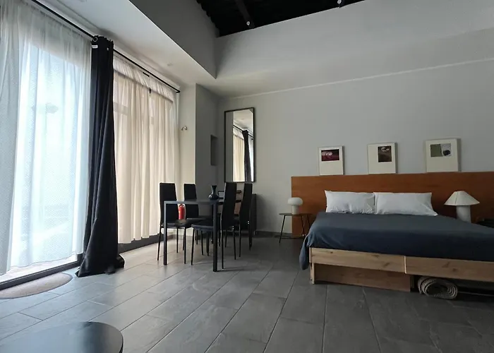 Riverside Mill Loft Apartment Rome